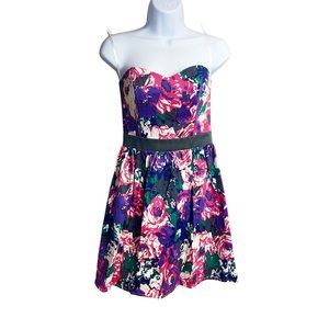Kirra Strapless Novelty Floral Fit and Flare Mini Cocktail Prom Dress Size Small